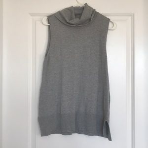Sleeveless Cowl neck pullover